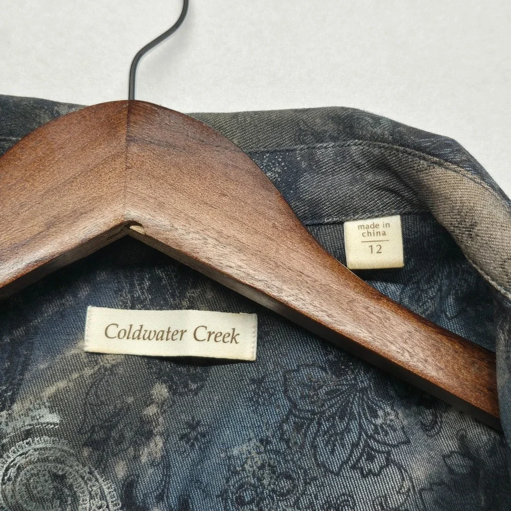 Coldwater Creek Women's Metallic Paisley Pintuck Jacket Size 12